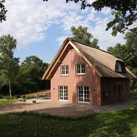 Reetdachhaus In Der Bremer Schweiz Luaran gambar